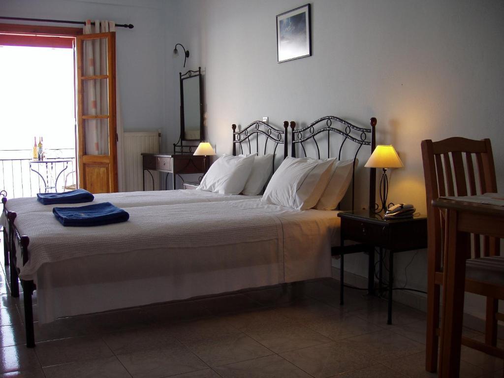 Anniska Otel Kardamyli Oda fotoğraf