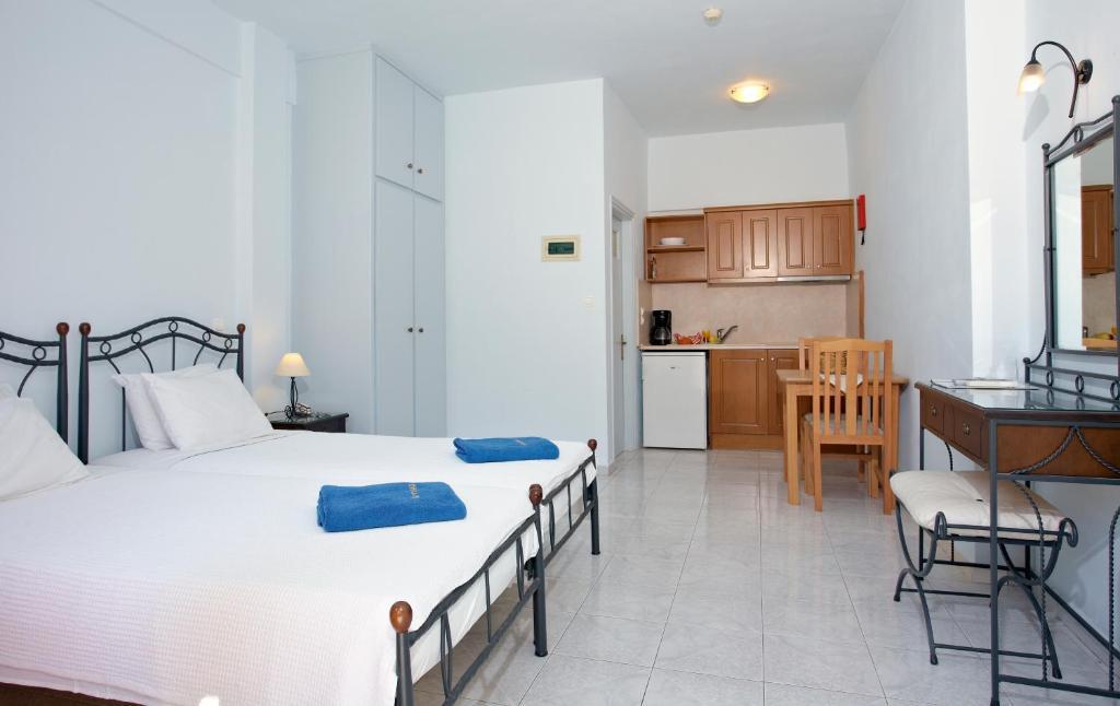 Anniska Otel Kardamyli Oda fotoğraf